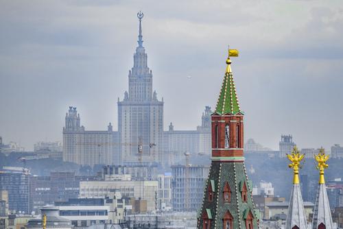 На Москву в субботу обрушатся грозы и град
