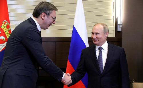 Президент Сербии проведет встречу с Путиным на параде Победы в Москве