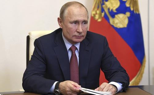 Обращение Владимира Путина к гражданам о ситуации с коронавирусом в России