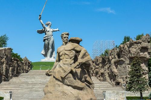 В Волгограде 24 июня откроют отреставрированный монумент «Родина-мать зовет!» 