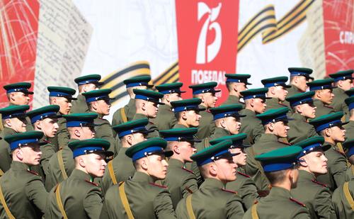 На Красной площади в Москве проходит Парад в честь 75-летия Победы