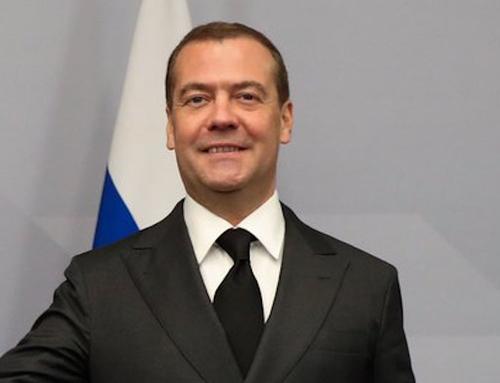 Дмитрий Медведев проголосовал по поправкам в Конституцию РФ