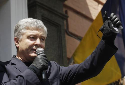 Погребинский назвал возможные признаки подготовки Порошенко переворота на Украине
