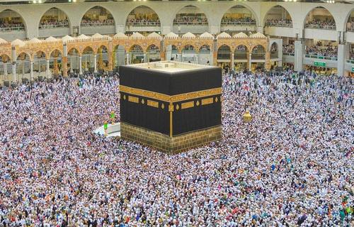 Саудовская Аравия определила список паломников и правила хаджа в Мекку
