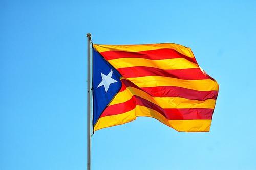 В Каталонии в день визита короля Испании устроили акцию саботажа на железнодорожных путях