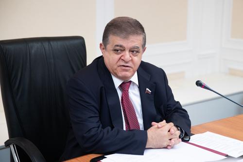 Сенатор Джабаров заявил, что Климкину грозит уголовное дело за предложение по Крыму