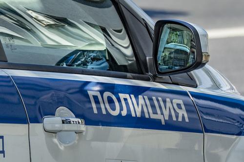 Пять человек погибли при падении автомобиля в канал под Волгоградом
