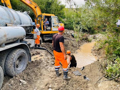 Жителям Геленджика пообещали восстановить водоснабжение до конца дня