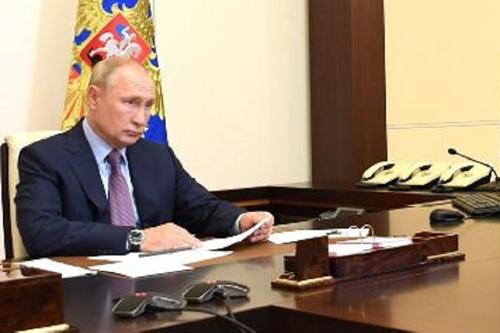 Путин заявил, что необоснованная поспешность чревата повторным ростом числа ковид-заболевших