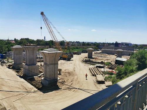 Начальный этап строительства нового Яблоновского моста подходит к концу