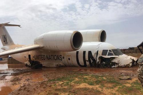 Стали известны причины жёсткой посадки АН-74 в Мали с миссией ООН на борту