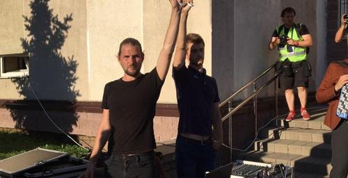 10 суток ареста для звукооператора в Белоруссии, включившего песню Цоя «Перемен» 
