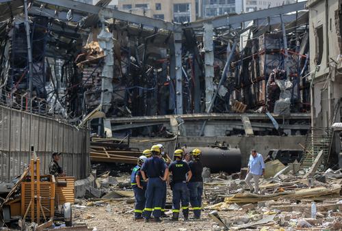 Более 60 человек числятся пропавшими после взрыва в Бейруте