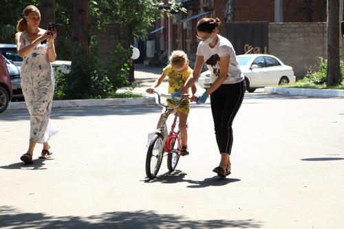 Волонтеры подарили 30 велосипедов краснодарским детям из многодетных семей