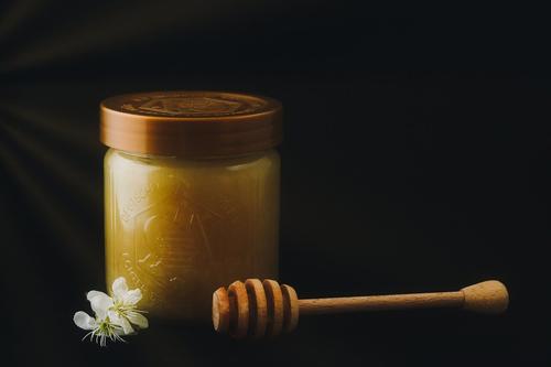 В Роскачестве рассказали, какие опасности для здоровья несет в себе мёд
