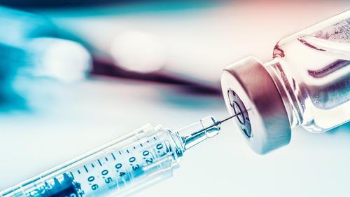 В Индии ведутся испытания трех вакцин против коронавируса 