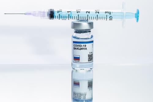 Названы сроки  обеспечения россиян вакциной от коронавируса 
