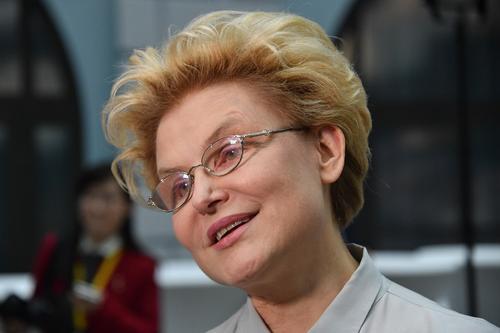 «Коммунисты России» высказали мнение о застрявшей в США Елене Малышевой и призвали не пускать ее в Россию 
