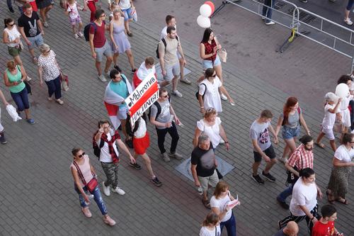 Политолог назвал примерные сроки  продолжения протестов в Белоруссии