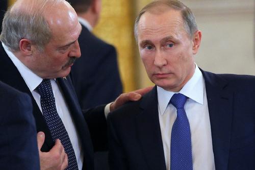 Лукашенко попросил Путина передать Меркель просьбу не вмешиваться в дела Белоруссии