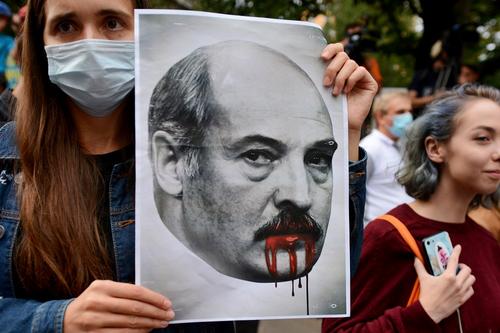 Украинский политтехнолог предрек Александру Лукашенко свержение и смертную казнь  