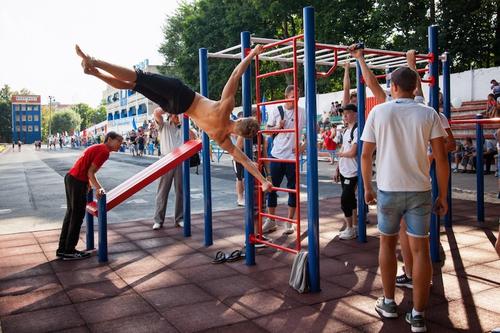 Депутат Мосгордумы Бускин: Бесплатные спортплощадки позволяют москвичам держать себя в форме