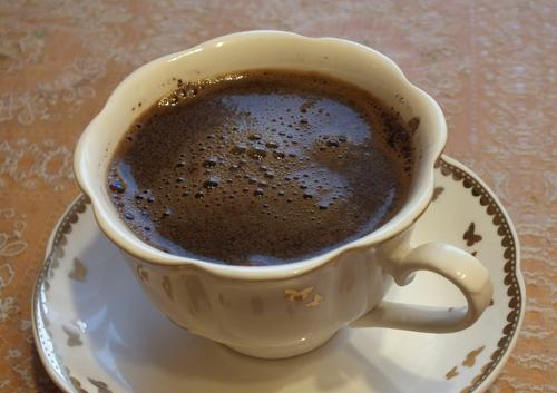 Эксперты посоветовали, с чем полезнее пить кофе