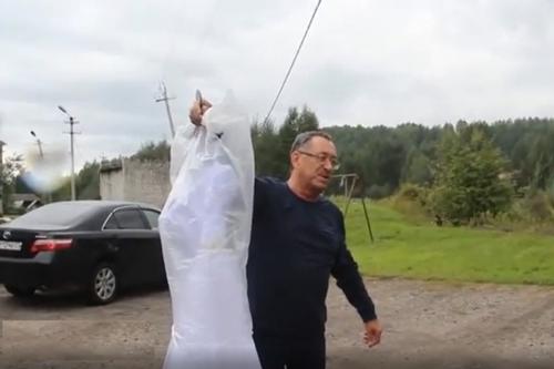 Врио главы Хабаровского края возвратил чегдомынской невесте свадебное платье