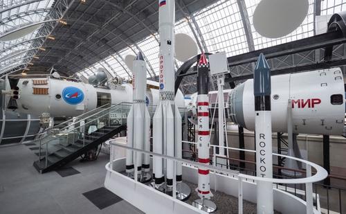 Что Россия намерена запустить в космос в 2023 году? Деньги?