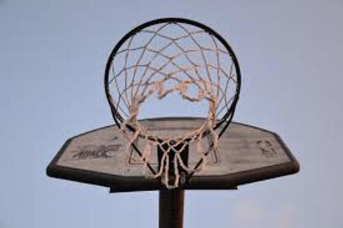 Национальная баскетбольная ассоциация бойкотирует игры из-за гибели чернокожих в стране