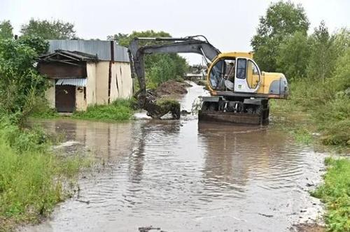 В Хабаровском крае паводок добрался до жилых домов