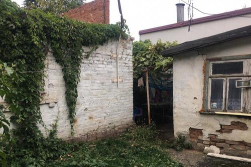 Жильцам 10 аварийных домов в Краснодаре пообещали переезд в новые квартиры