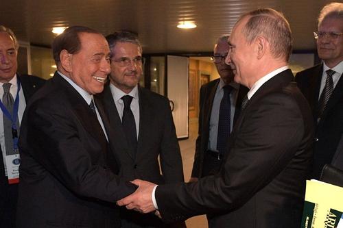 Песков заявил о готовности России оказать медицинскую помощь Берлускони