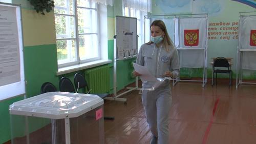 Ватерполистки команды «Динамо-Уралочка» проголосовали на выборах