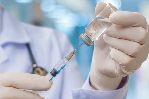 На Ставрополье прививки от коронавируса начнут делать в ноябре