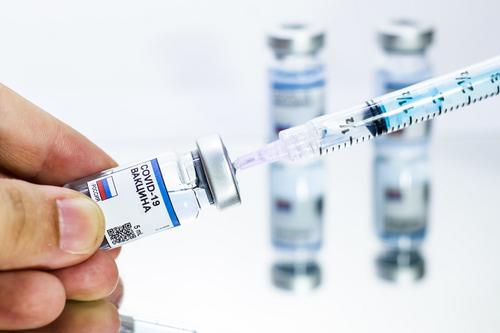 Собянин: Вакцинация медиков от COVID-19 развернута в 11 поликлиниках
