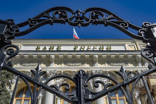 Экономист Катасонов предсказал крах российской банковской системы в октябре