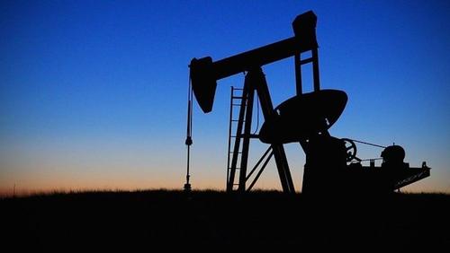 Падение мировых цен на нефть ускорилось