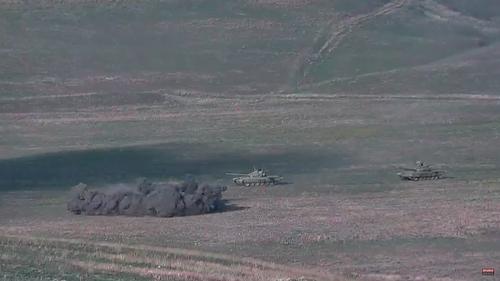 У Азербайджана есть сведения, что два армянских Су-25 вчера врезались в гору