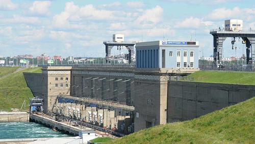 Режим сброса воды Иркутской ГЭС остается в прежних параметрах