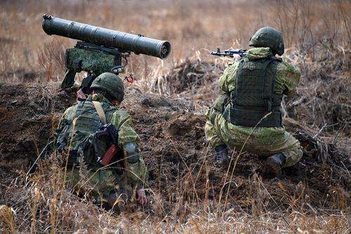 ДНР узнала о планах Украины отправить Азербайджану ПТРК и ракеты под видом гумпомощи