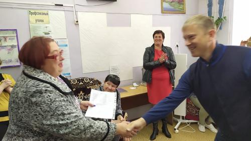 Сельская школа в Хабаровском крае наконец получила плиту для пищеблока
