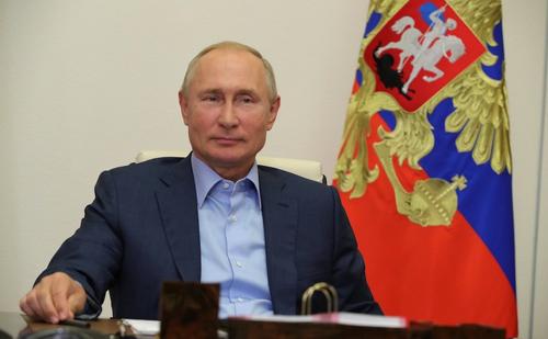 Путин поздравил российских учителей с профессиональным праздником