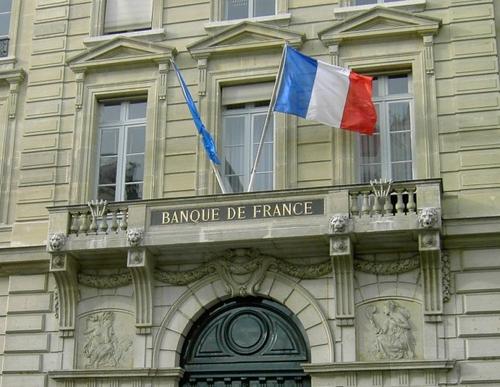 Государственный долг Франции из-за пандемии увеличился до 100% ВВП