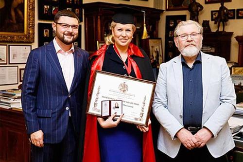 Бывшая чиновница Минобороны Евгения Васильева получила звание почетный академик Российской академии художеств
