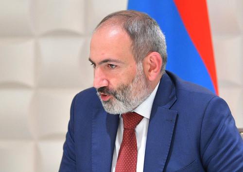 Пашинян считает, что Нагорному Карабаху грозит гуманитарная катастрофа