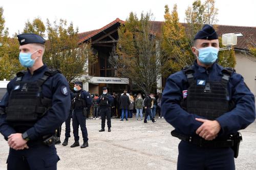 Убийство во Франции. Чеченские радикалы становятся настоящей «головной болью» для Эммануэля Макрона