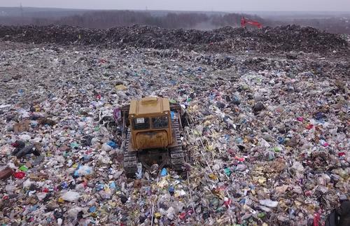 По данным РАН, на территории России скопилось более 31 млрд тонн неутилизированных отходов