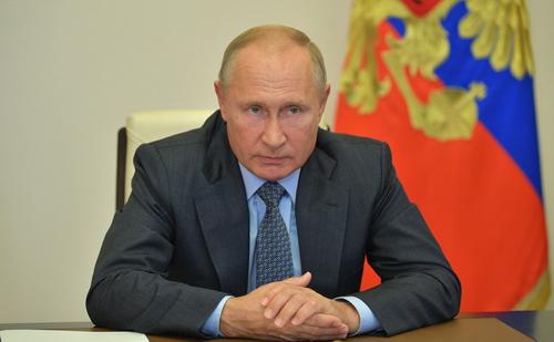 Путин отказался комментировать заявление Трампа о деньгах Байдена «из России»