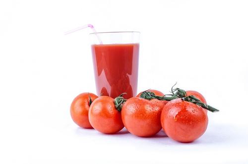Японские ученые заявили, что томатный сок способен снизить артериальное давление